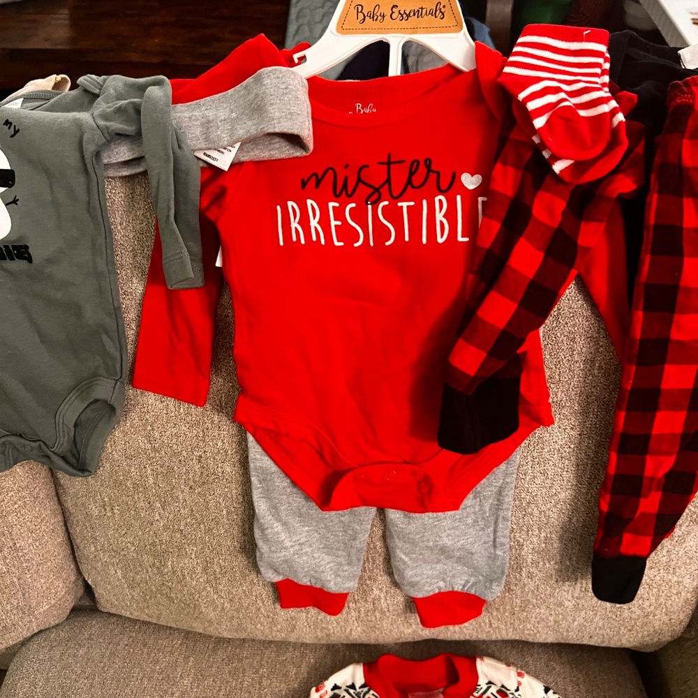 Holiday pjs for thanksgiving and christmas - Picture 6 of 6